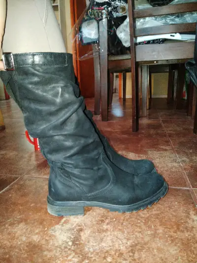 Botas negras de cuero para mujer - miniatura 6