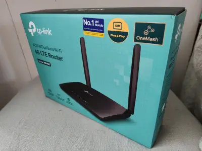 Router TP-Link 4G LTE Archer MR400 - miniatura 1