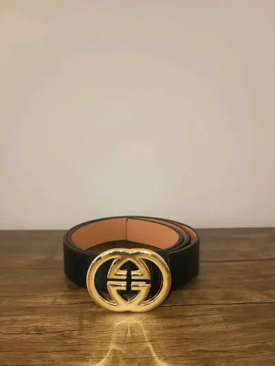 Cinturón de cuero negro con hebilla GG - miniatura 1
