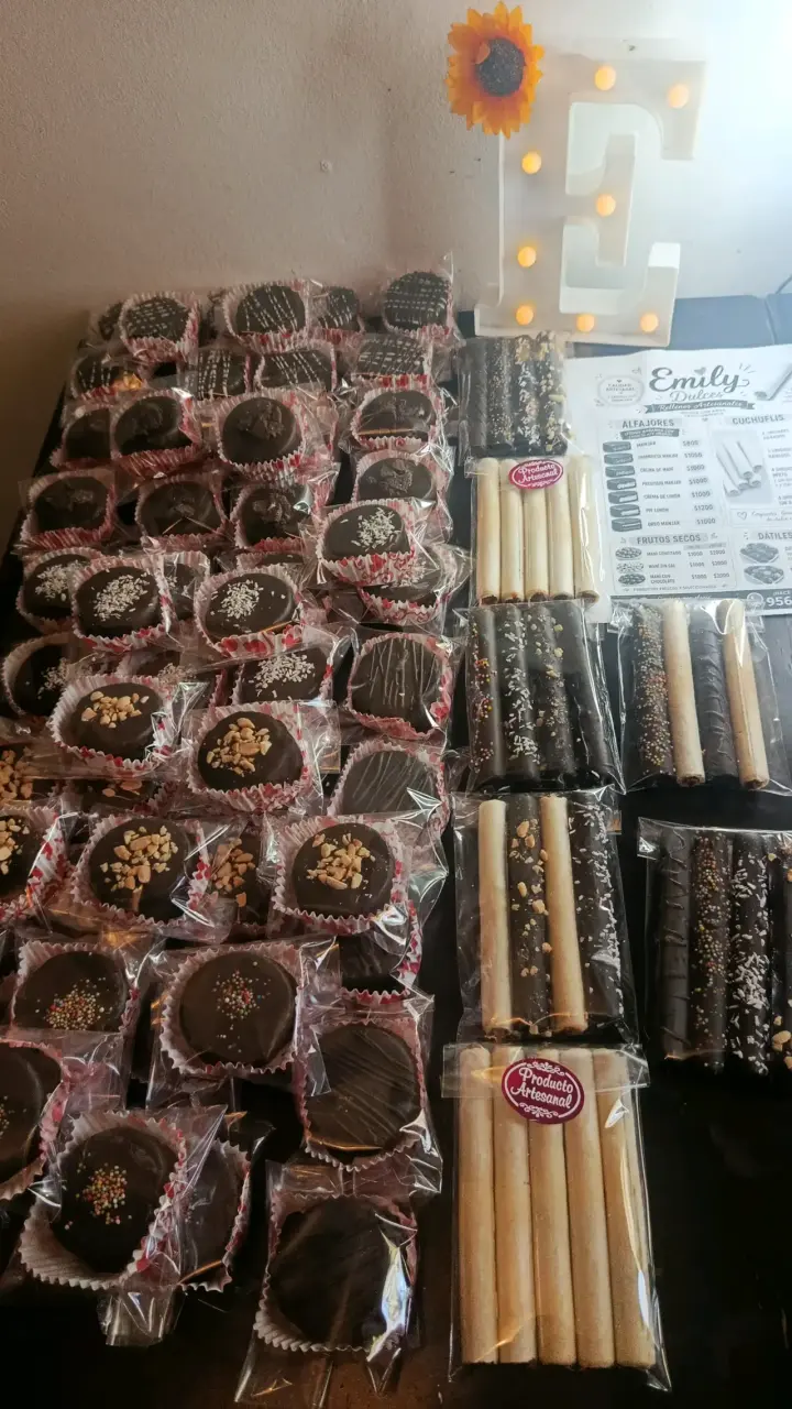 Galletas artesanales con manjar y chocolate - 2