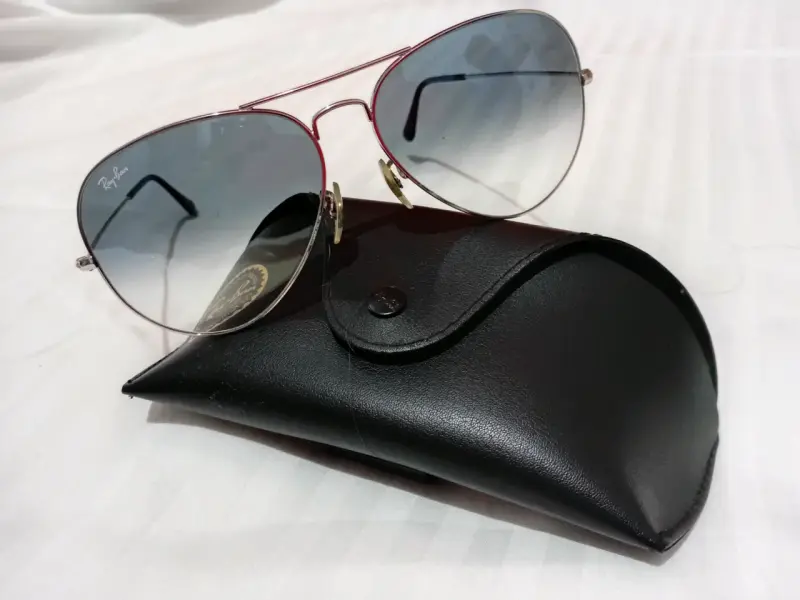 Gafas de sol Ray-Ban aviador con estuche. - 1