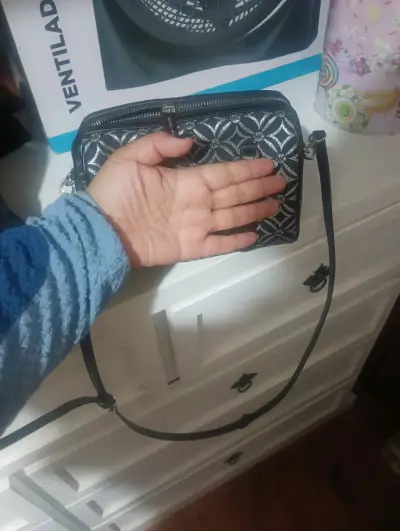Bolso de mano Michael Kors estampado elegante - miniatura 4