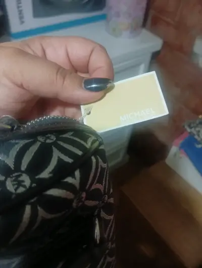 Bolso de mano Michael Kors estampado elegante - miniatura 5