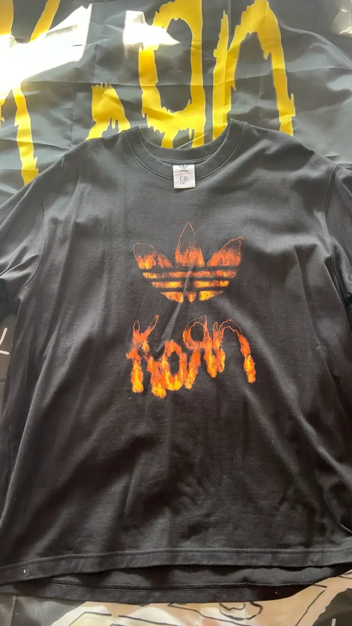 Polerón Adidas x Korn negro con estampado - 2