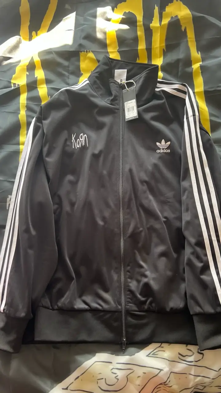 Polerón Adidas x Korn negro con estampado - 4