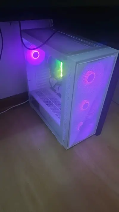 PC Gamer Ryzen 5 4600. 16gb Ram - miniatura 1
