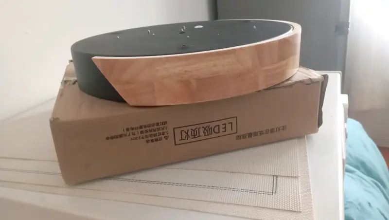 Lámpara de techo LED con marco de madera - 2