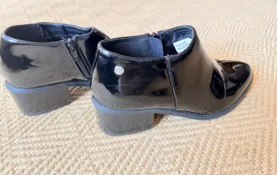 Botines de charol negro con tacón - miniatura 5