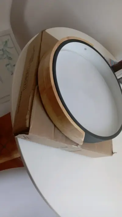Lámpara de techo LED con marco de madera - miniatura 3