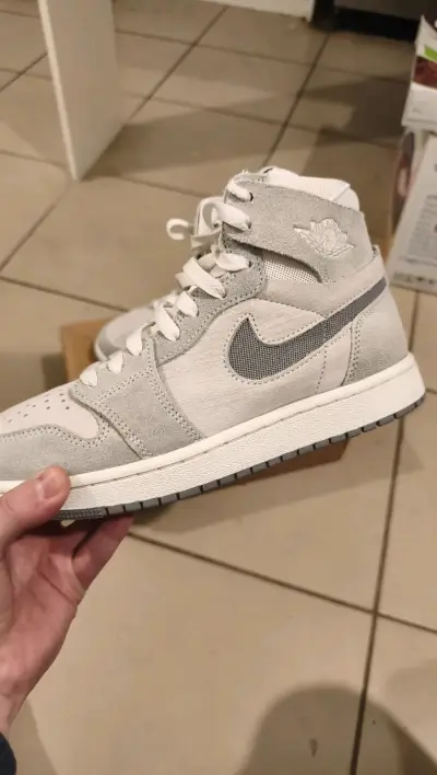 Zapatillas deportivas grises de gamuza - miniatura 1