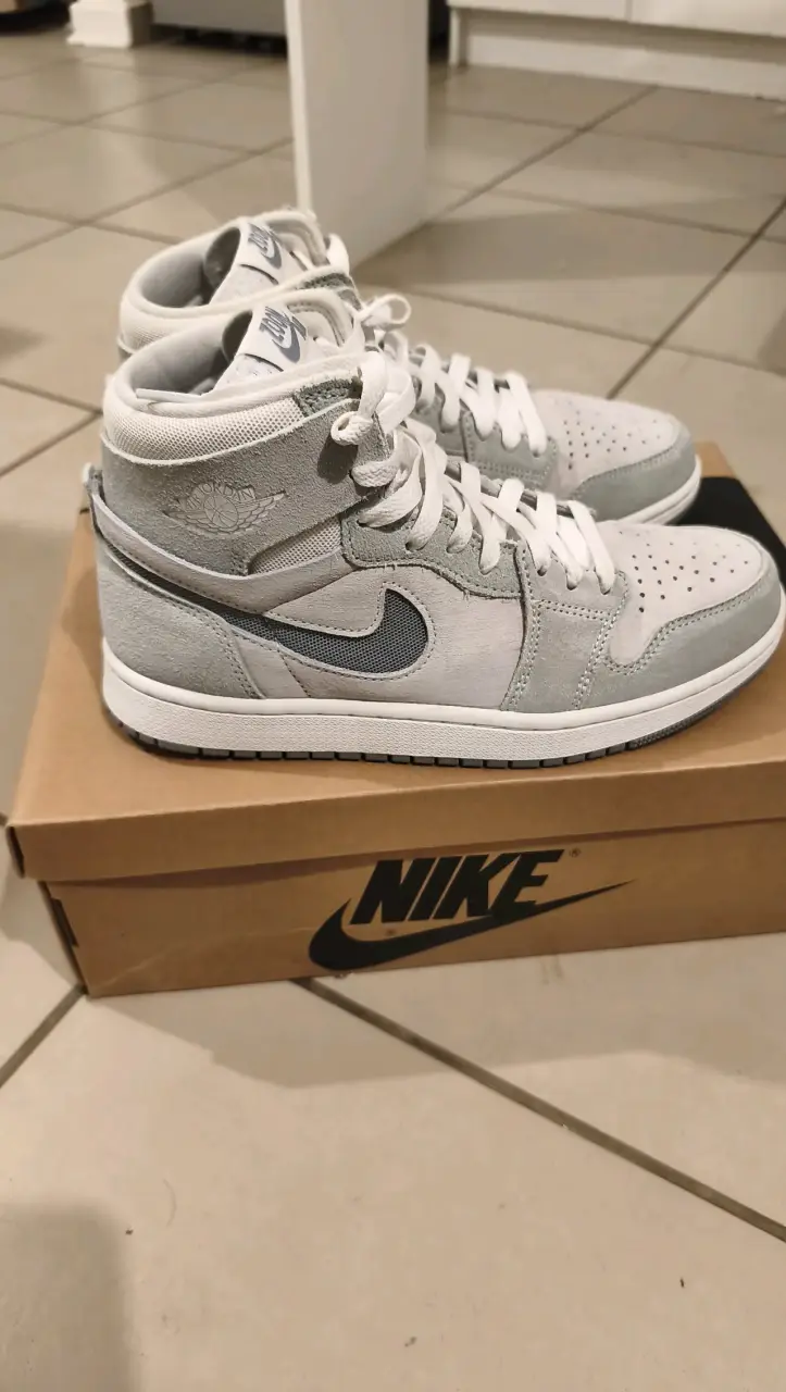 Zapatillas deportivas grises de gamuza - 4