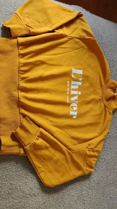 Polerón amarillo L'hiver con cuello alto - miniatura 2
