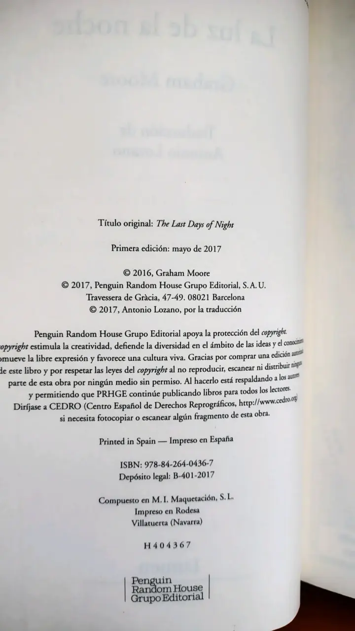 Libro 'La Luz de la Noche' de Graham Moore - 6