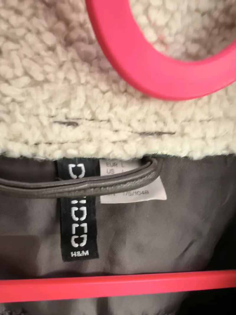 Chaqueta de cuero sintético con forro de lana - 3