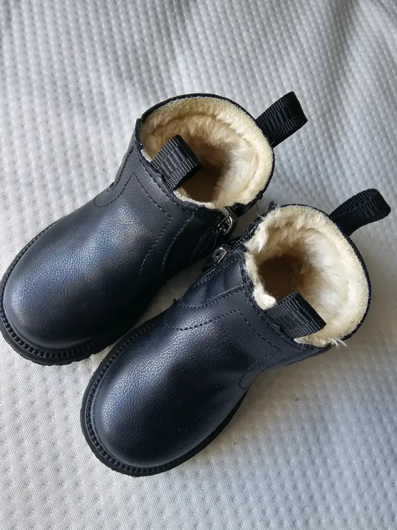 Botines de cuero negro con forro de lana - 1