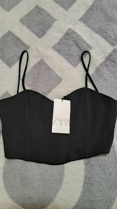 Top negro con tirantes Zara nuevo - miniatura 1