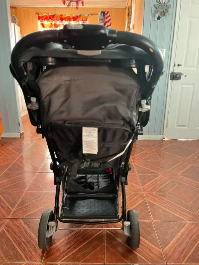 Coche doble Baby Trend Sit N' Stand - miniatura 3