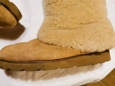 Botas de invierno forradas de lana beige - miniatura 5