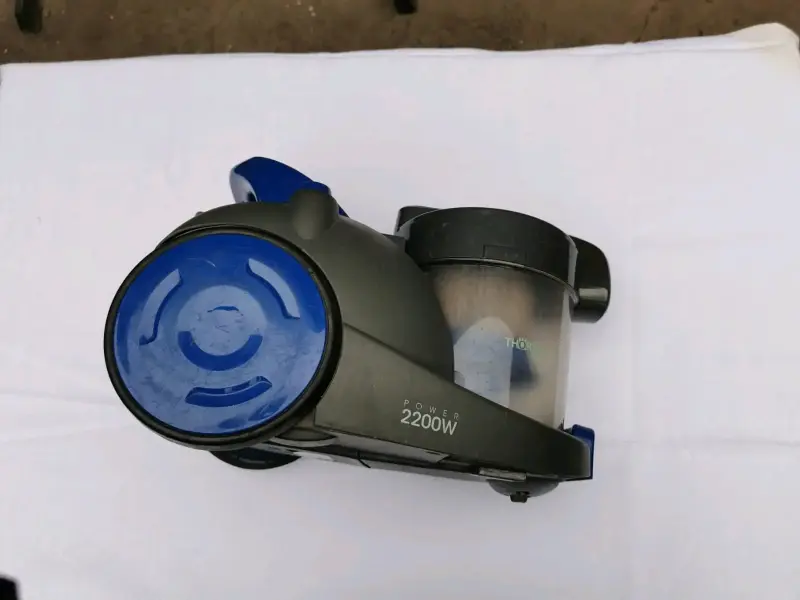 Aspiradora Thorben Power 2200W sin bolsa - 1