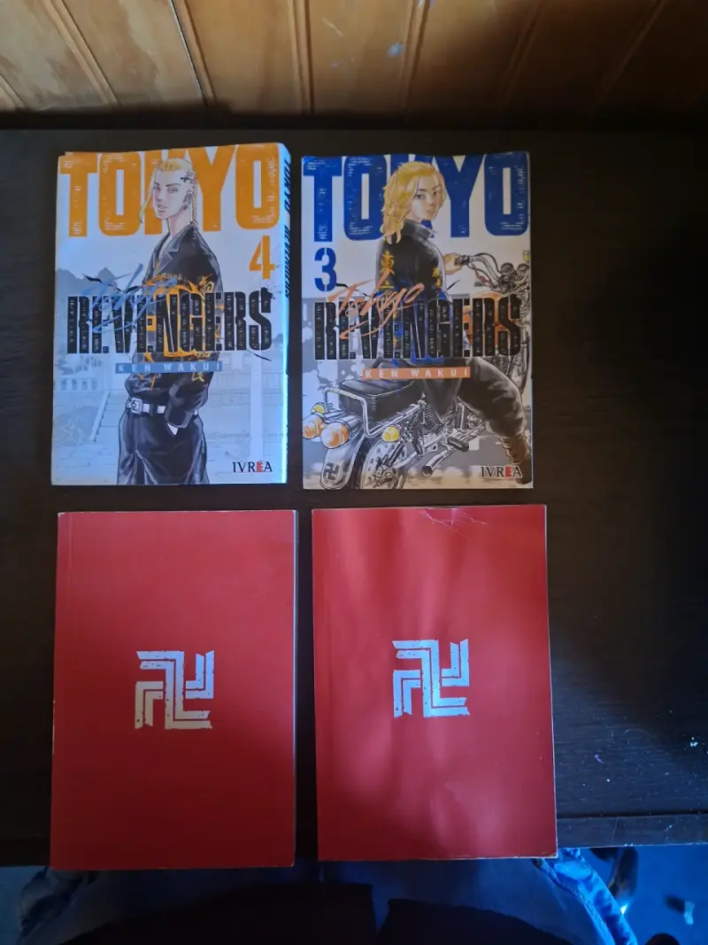 Mangas Tokyo Revengers volúmenes 3 y 4 - 4