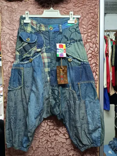 Pantalones Bombachos Desigual de Mezclilla - miniatura 1