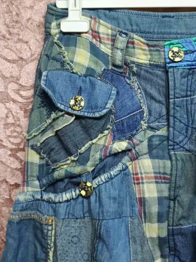 Pantalones Bombachos Desigual de Mezclilla - miniatura 2