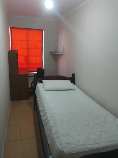 Se arrienda pieza a dos cuadras de la Universidad - miniatura 4