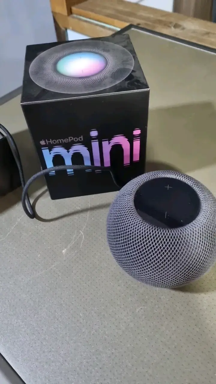 Apple HomePod Mini gris espacial