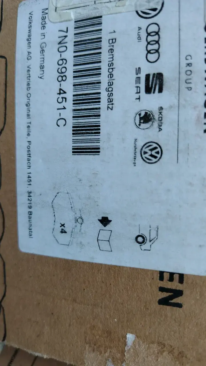 Juego de pastillas de freno Volkswagen original - 1