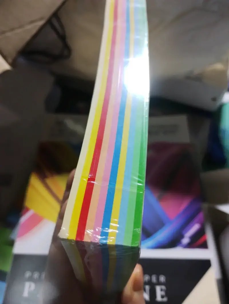 Papel de colores surtidos para manualidades - 1