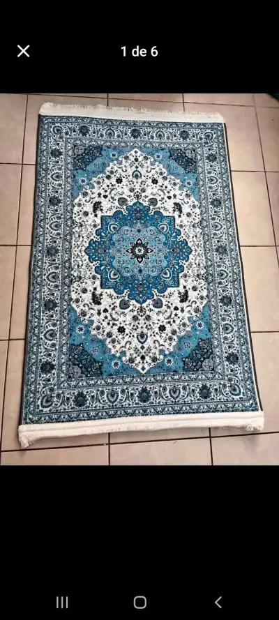 Alfombra persa azul y blanca - miniatura 1