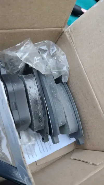 Pastillas traseras originales Peugeot 2019 a 2026 - miniatura 2