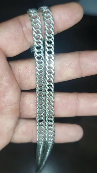 Cadena de plata estilo cubano - miniatura 1