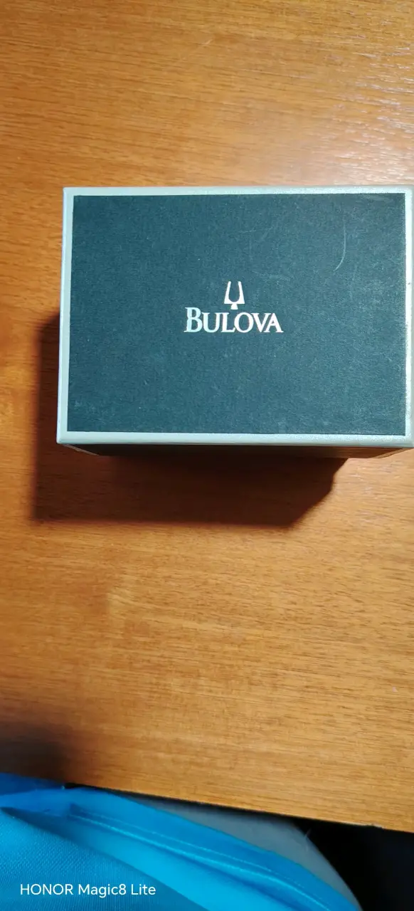 Reloj Bulova cronógrafo de cuero negro - 2