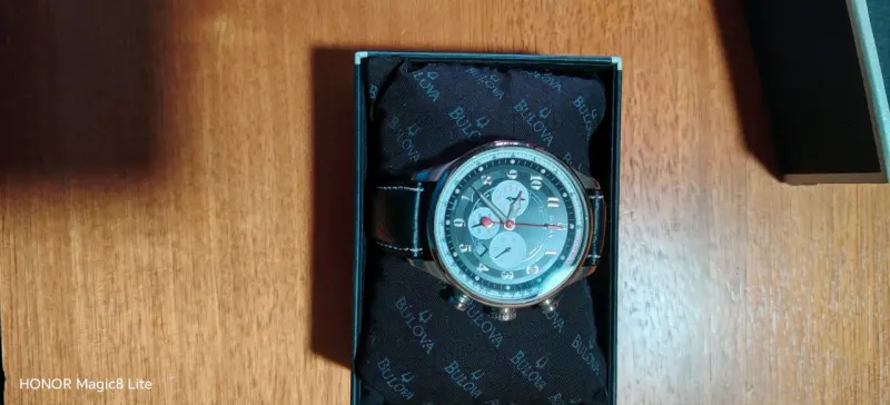 Reloj Bulova cronógrafo de cuero negro - 3