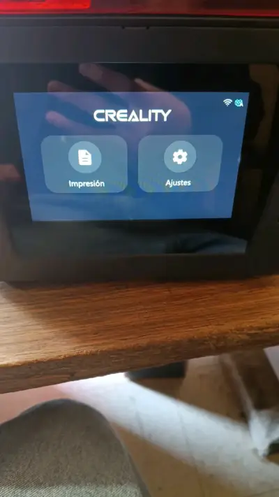 Impresora 3D Creality Halot de resina - miniatura 2