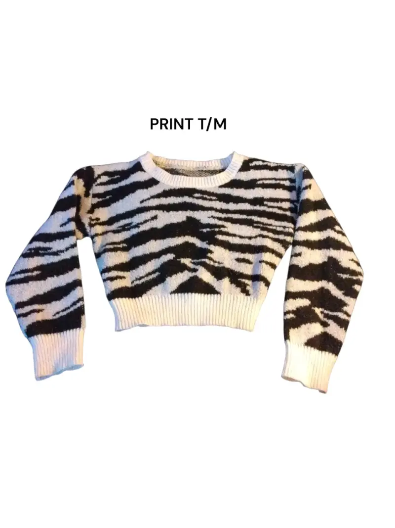 SUÉTERS CON ESTILO ANIMAL PRINT Y ESTRELLAS - 2