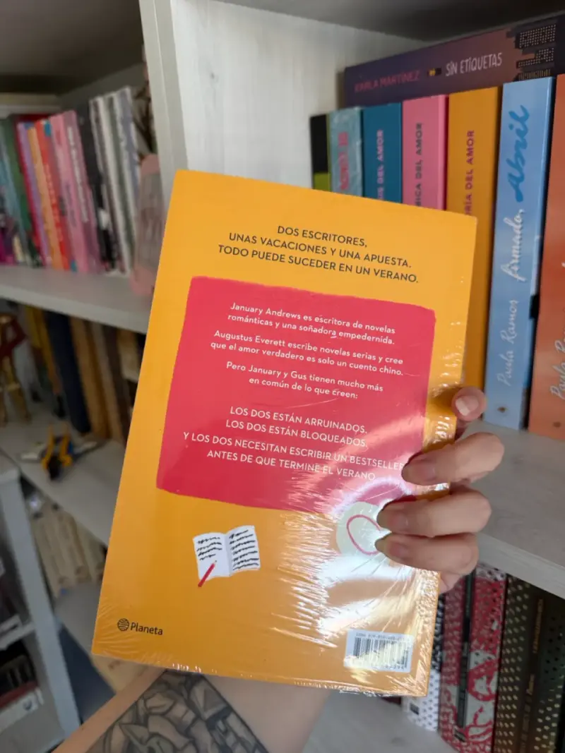 Libro 'La Novela del Verano' de Emily Henry - 3