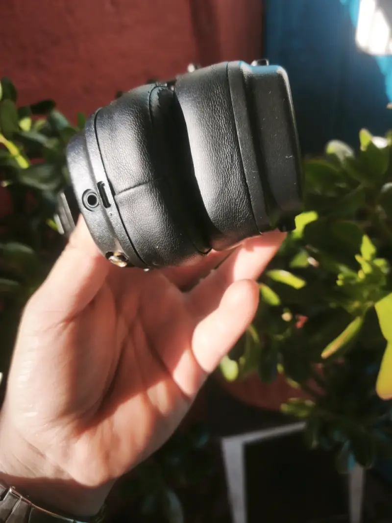 Auriculares Marshall con diseño clásico - 2