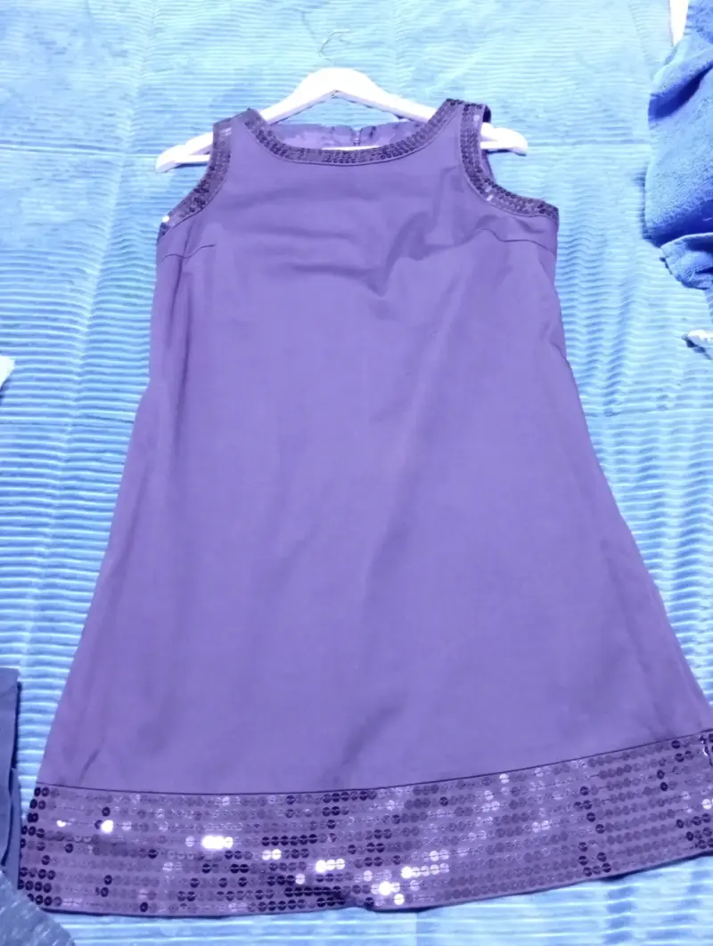 Vestido sin mangas con lentejuelas morado - 1