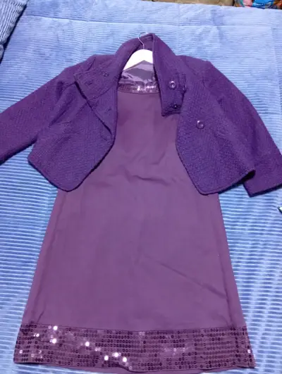 Vestido sin mangas con lentejuelas morado - miniatura 4