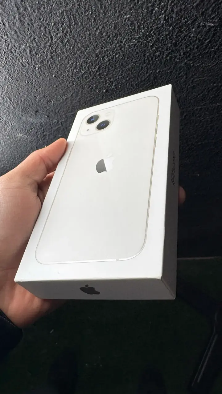 iPhone 13 white 128 GB - 2