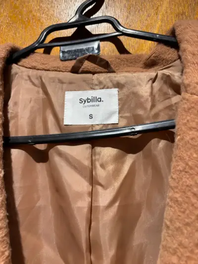 Abrigo de lana beige para mujer - miniatura 2