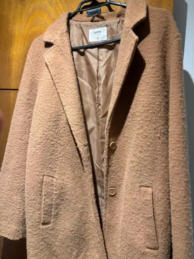 Abrigo de lana beige para mujer - miniatura 3