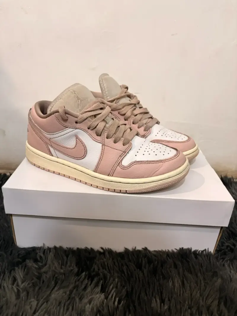 Zapatillas Nike Air Jordan 1 Low rosadas - 1