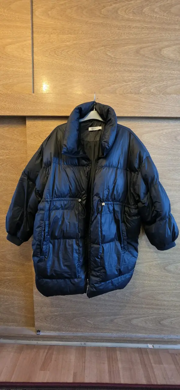 Chaqueta acolchada negra oversized - 1