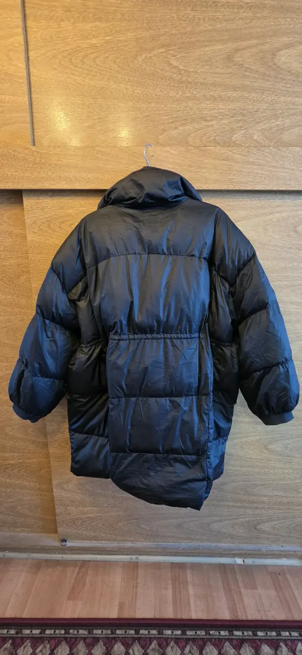Chaqueta acolchada negra oversized - 4