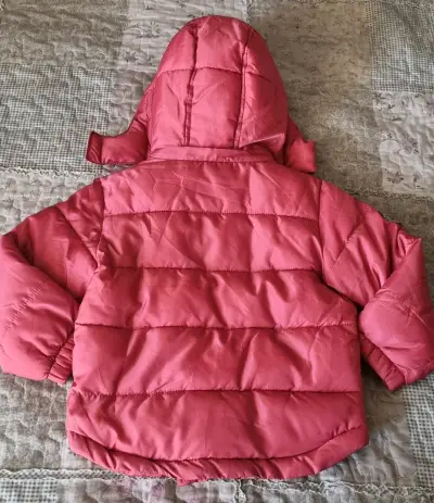 Parka roja con capucha, marca Yamp! talla 3 años - miniatura 6