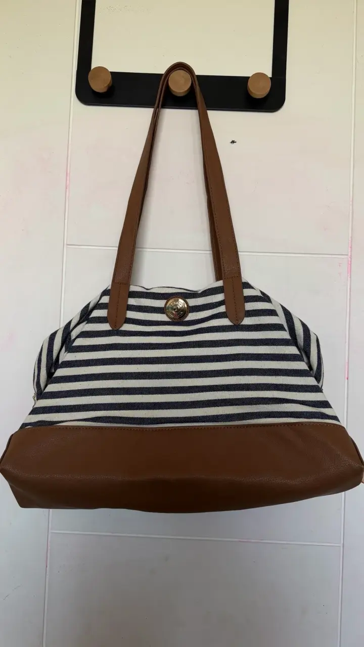 bolso Tommy Hilfiger diseño de rayas - 1