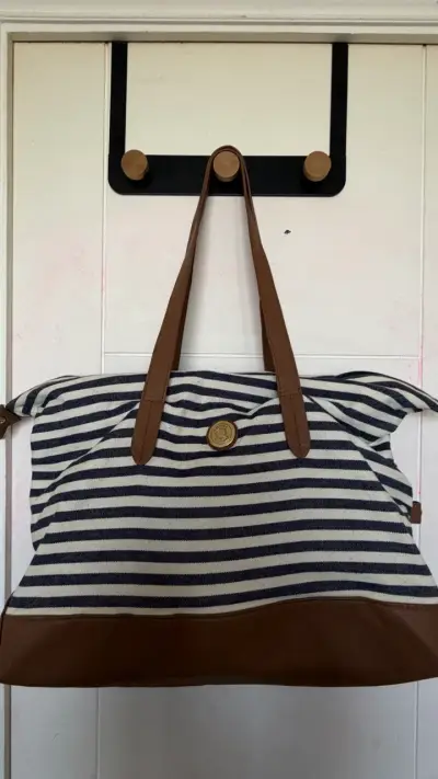bolso Tommy Hilfiger diseño de rayas - miniatura 3